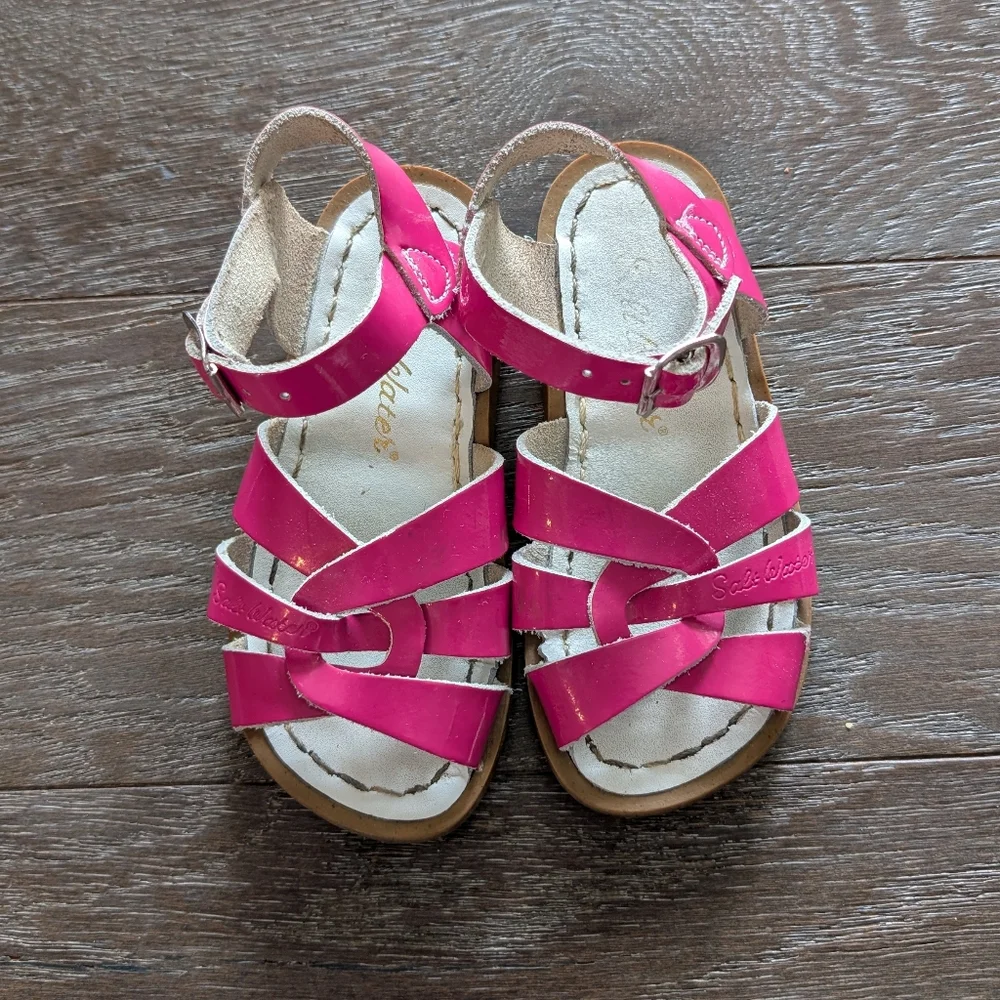 Saltwater Pink Original Strappy Sandals Size 8